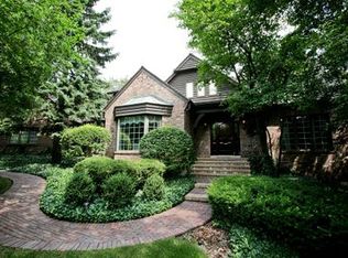 2216 Pebble Creek Dr, Lisle, IL 60532