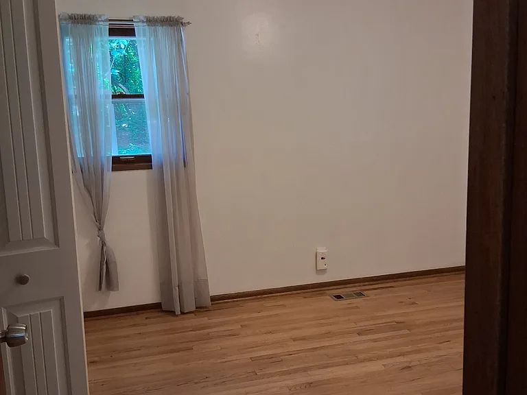 640 SE Williams Rd — Photo 25