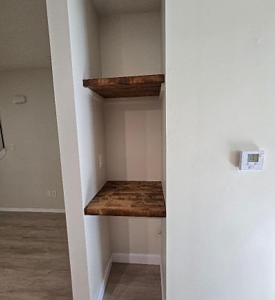 5th image of 3139 Gracemore Ave #3139
