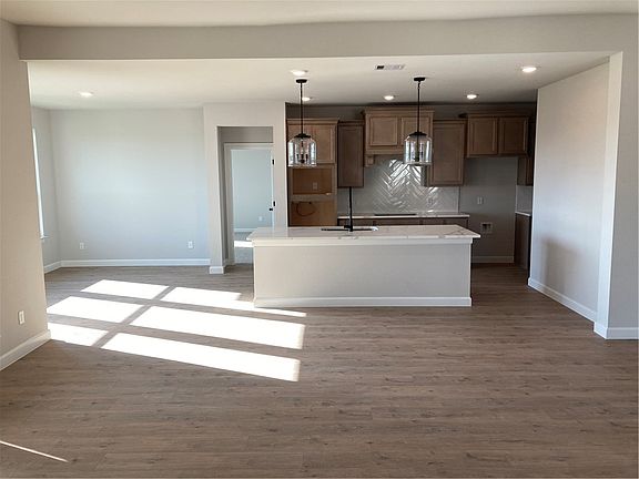 5th image of 15056 Ty Marshall Ct