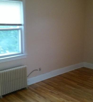 4th image of 144 Crotona Ave Floor 2