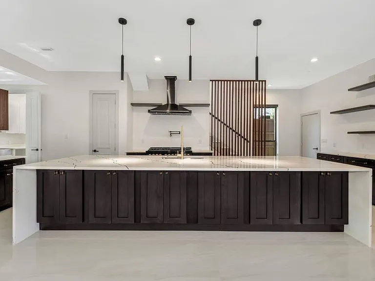 1256 Timber Ln — Photo 12