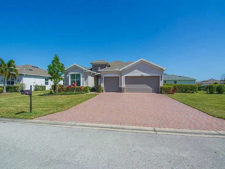 5982 Sequoia Cir — Photo 30