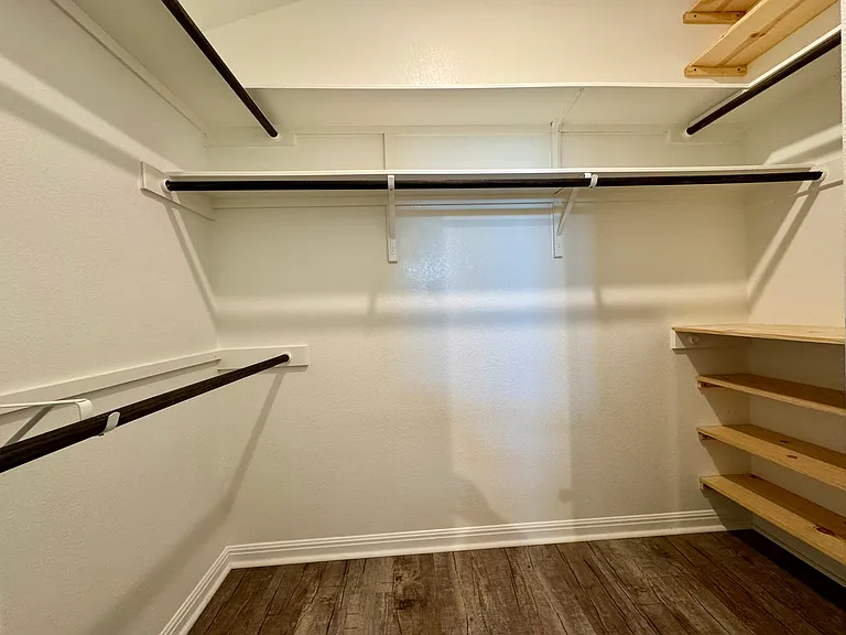 160 Sun Ray Dr — Photo 10