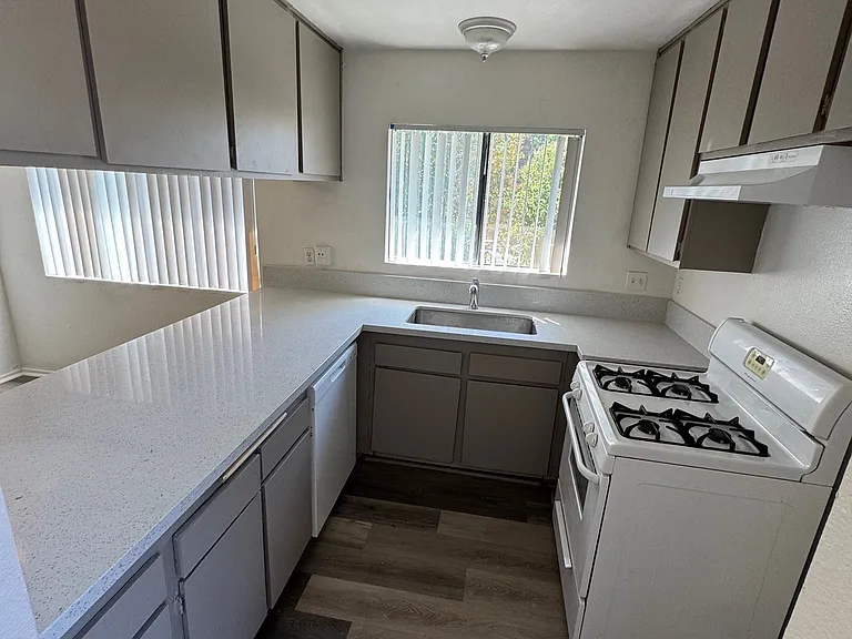 Alpine Village Apartments — Photo 7