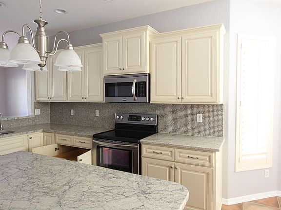 3rd image of 3390 E Torrey Pines Ln