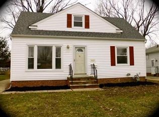 602 Dickerson Rd, Willowick, OH 44095