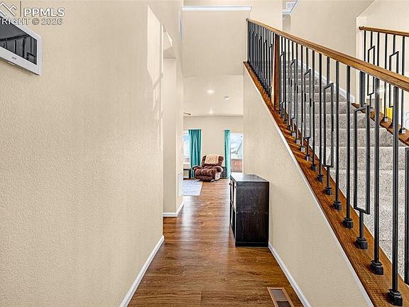 3rd image of 10511 Summer Ridge Dr