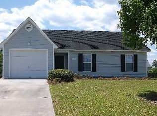 1662 New Bern St, Newport, NC 28570