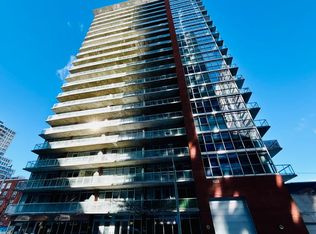 179 George St #1405, Ottawa, ON K1N1J8