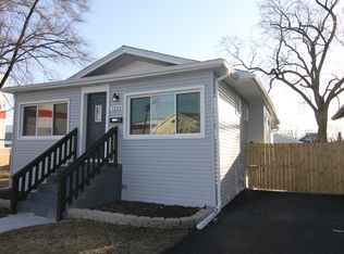 1223 S 21st Ave, Maywood, IL 60153
