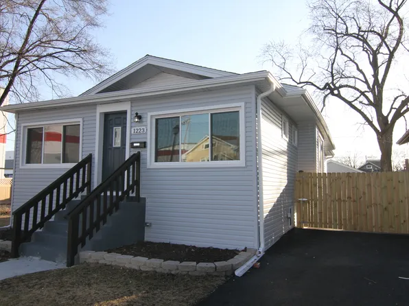 1223 S 21st Ave, Maywood, IL 60153