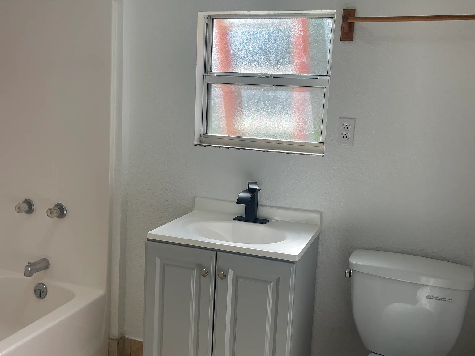 4 bed, 1650 sqft, $1,595 — Photo 3