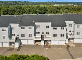 Staffordshire Commons, Wallingford, CT 06492