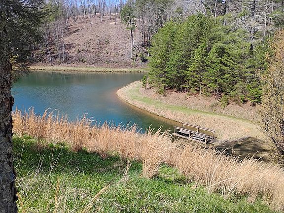 3rd image of 1539 Chopped Oak Rd