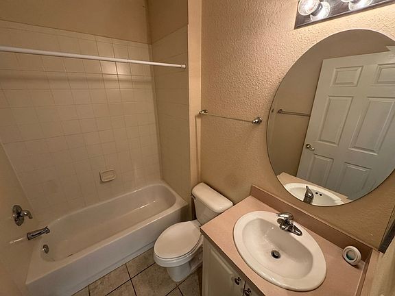 5th image of 4707 1st Ave E