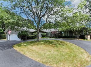 27971 W Lakeview Dr N, Lake Barrington, IL 60084