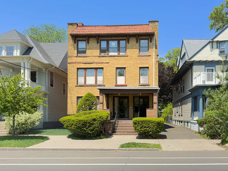 644-646 Orange St — Photo 28
