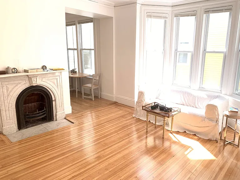 57 Governor St — Photo 5