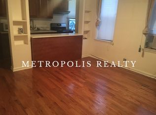 3076 36th St, Astoria, NY 11103