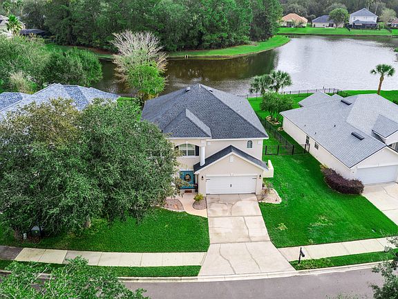 2nd image of 620 Lake Stone Cir
