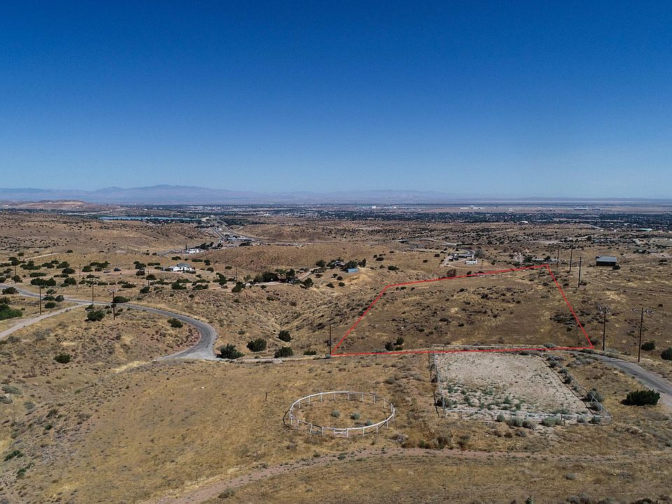 1st image of 2000 E Carson Mesa Rd