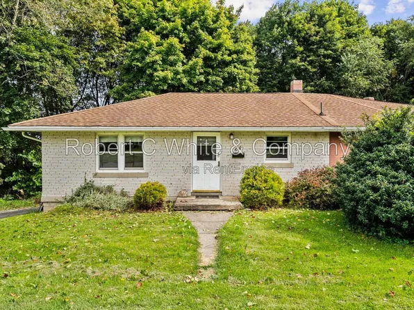 24 Norway St, Oakville, CT 06779