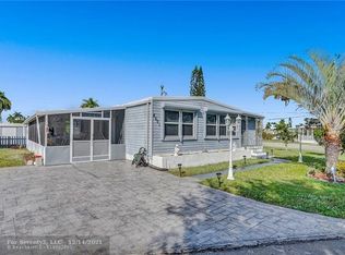 8601 SW 19th St, Davie, FL 33324