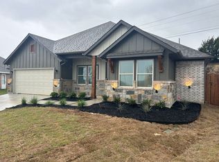 2046 Old Foundry Rd, Weatherford, TX 76087