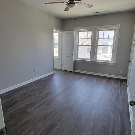 4th image of 90 Stanley St