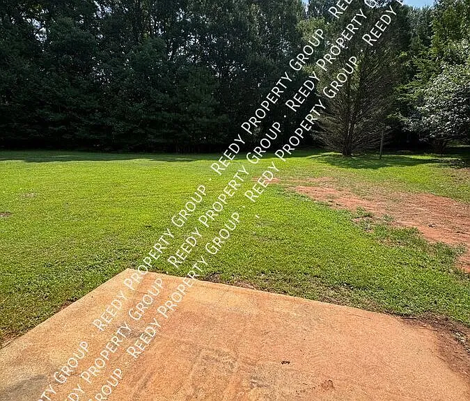 133 Clint Ct #B — Photo 7