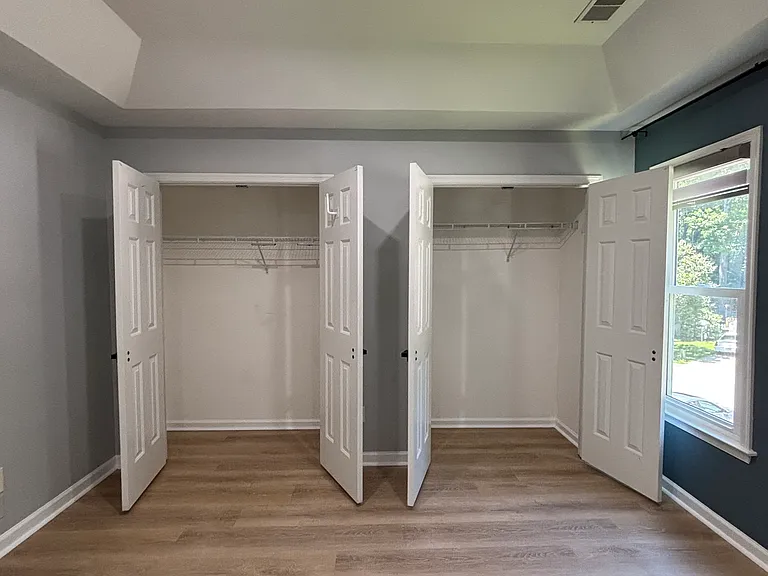 112 Landing Dr — Photo 18