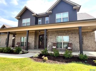 16798 Colton Ln, Athens, AL 35613