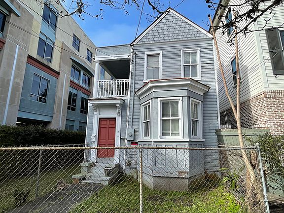 2nd image of 3 Elizabeth St