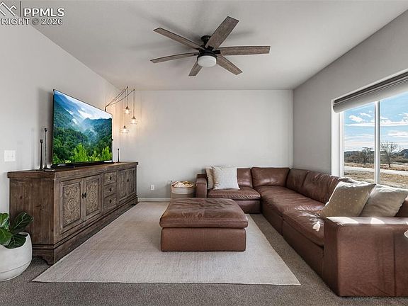 5th image of 6954 Mandan Dr