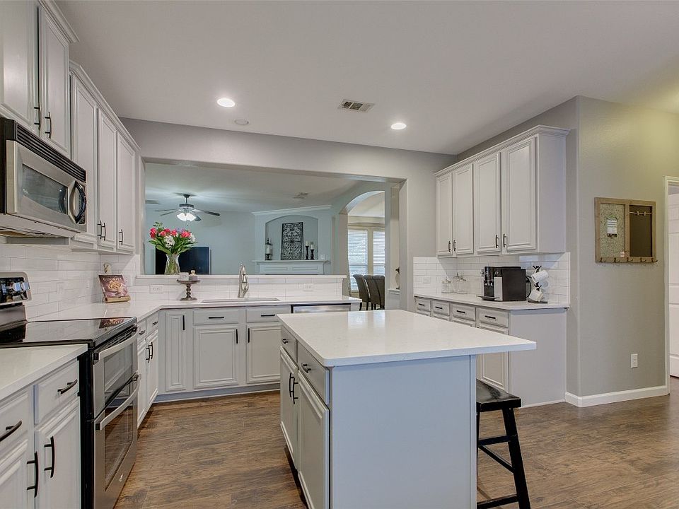 1st image of 5000 Birchwood Dr