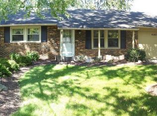 4103 Wedgewood Dr, Fort Wayne, IN 46815