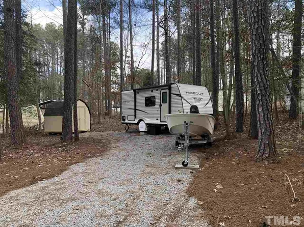 1526 Sagamore Dr, Louisburg, NC 27549