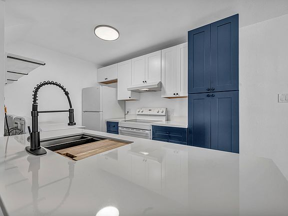 3rd image of 612 Pine Meadows Dr Unit 1-3