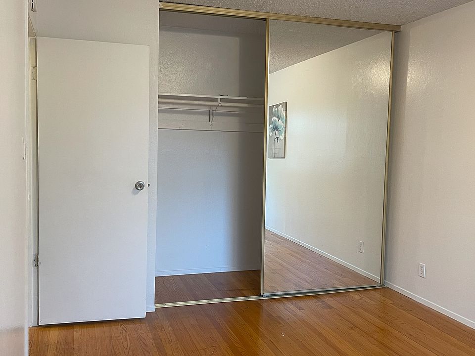 2nd image of 5314 Bayview Ave APT B