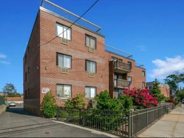 66-15 69 Street #1A, Maspeth, NY 11379