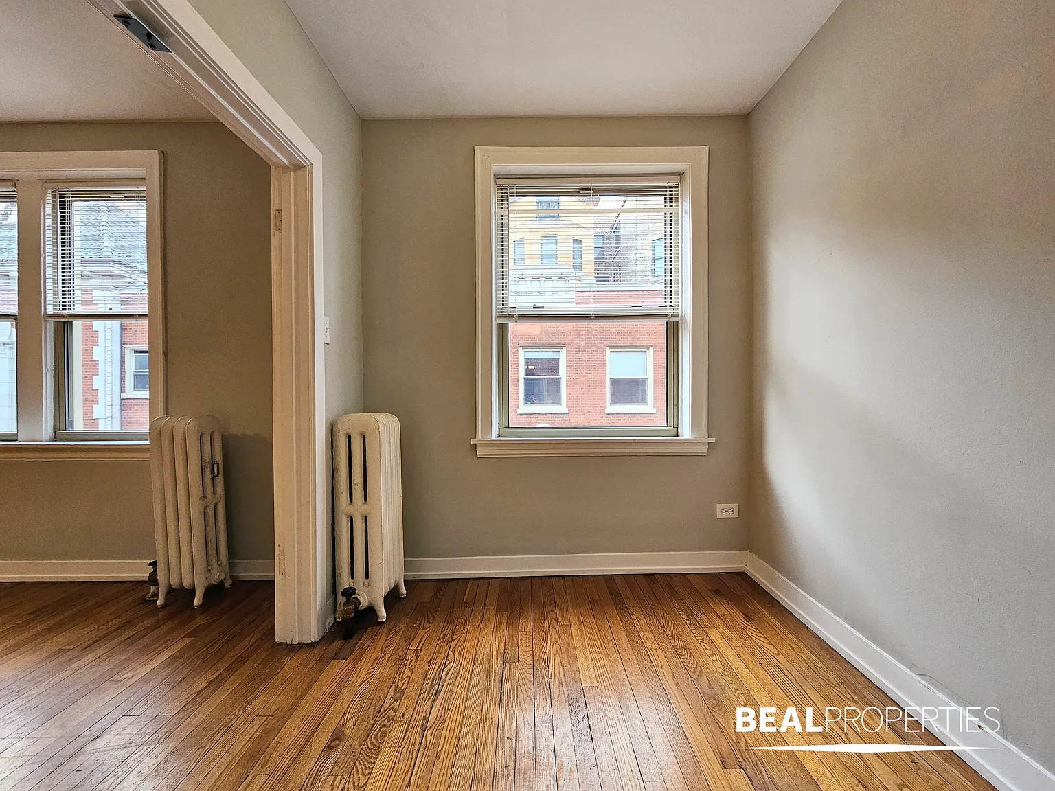 540-48 West Surf — Photo 4