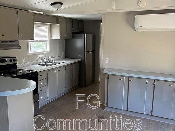 3rd image of 1754 Zion Rd #14