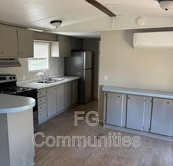 1754 Zion Rd #14 — Photo 3
