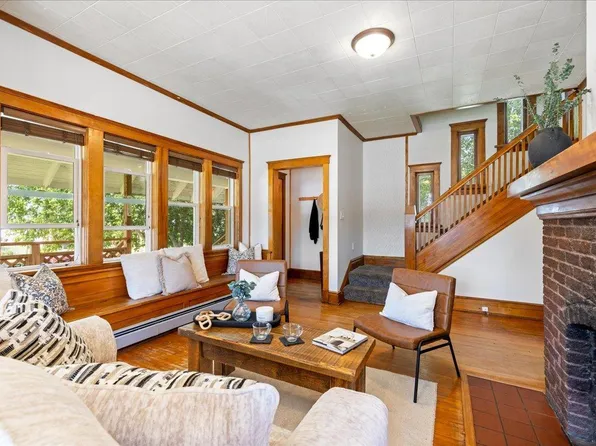 318 Frantz St, Buhl, MN 55713