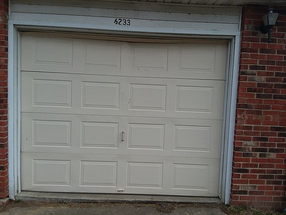 1 car garage
