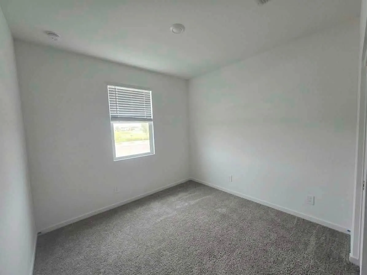 3 bed, 1529 sqft, $800 — Photo 3