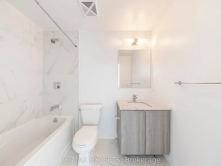 31 Tippett Rd #1410 — Photo 10