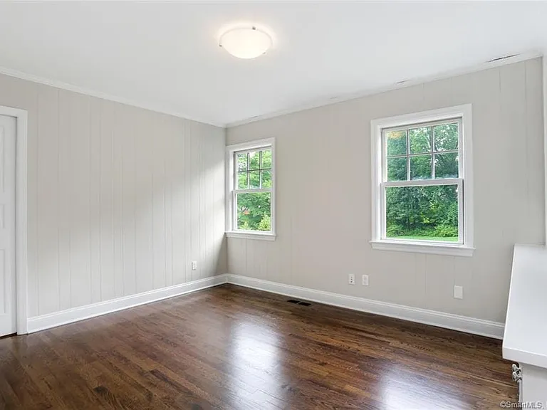 588 Weed St — Photo 13