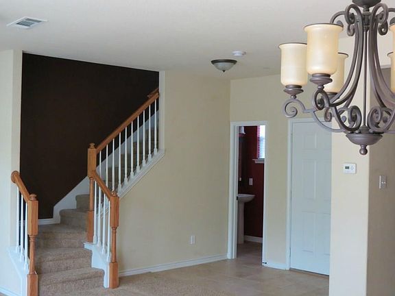 4th image of 5843 Clearwater Ct